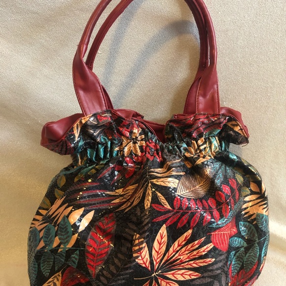 Bueno shoulder bag, faux snake skin, burgundy flower, leaves prints - Picture 3 of 13